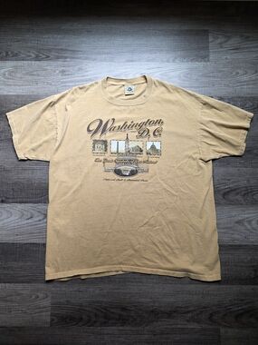 Vintage 90's/y2k Washington DC Tee